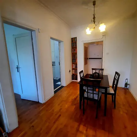 아파트 Lovely 1 Bdr In Center