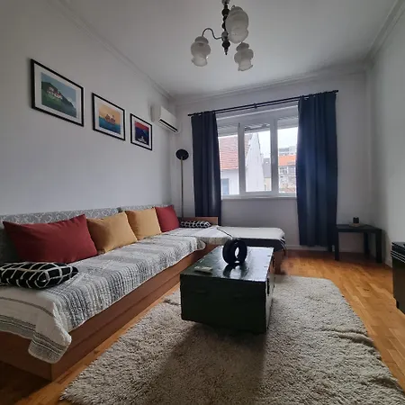 Apartament Lovely 1 Bdr In Center Sofia