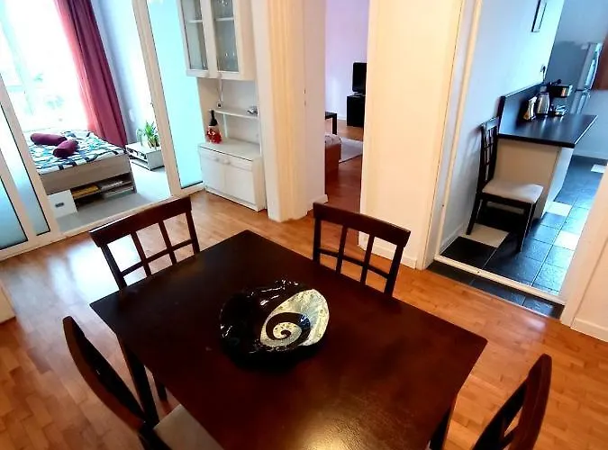 公寓 Lovely 1 Bdr In Center *